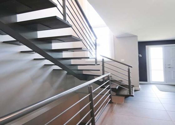 Middle Stringer Straight Flight Staircase Powder Coated Finish Surface