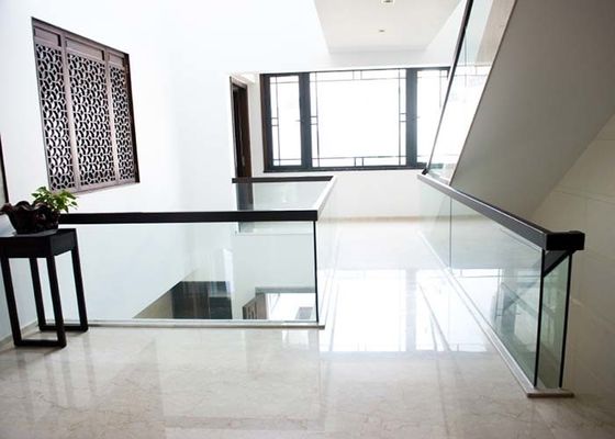 Stairwell Customized Modern Glass Railing Decorative For Residentia Fence