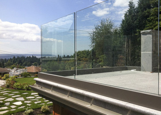 Balustrade Tempered Glass Balcony Railing Anodized / Brushed Finish Easy Installation