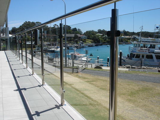 Contemporary Toughened Glass Balustrade Opaque Glass Baluster Panels